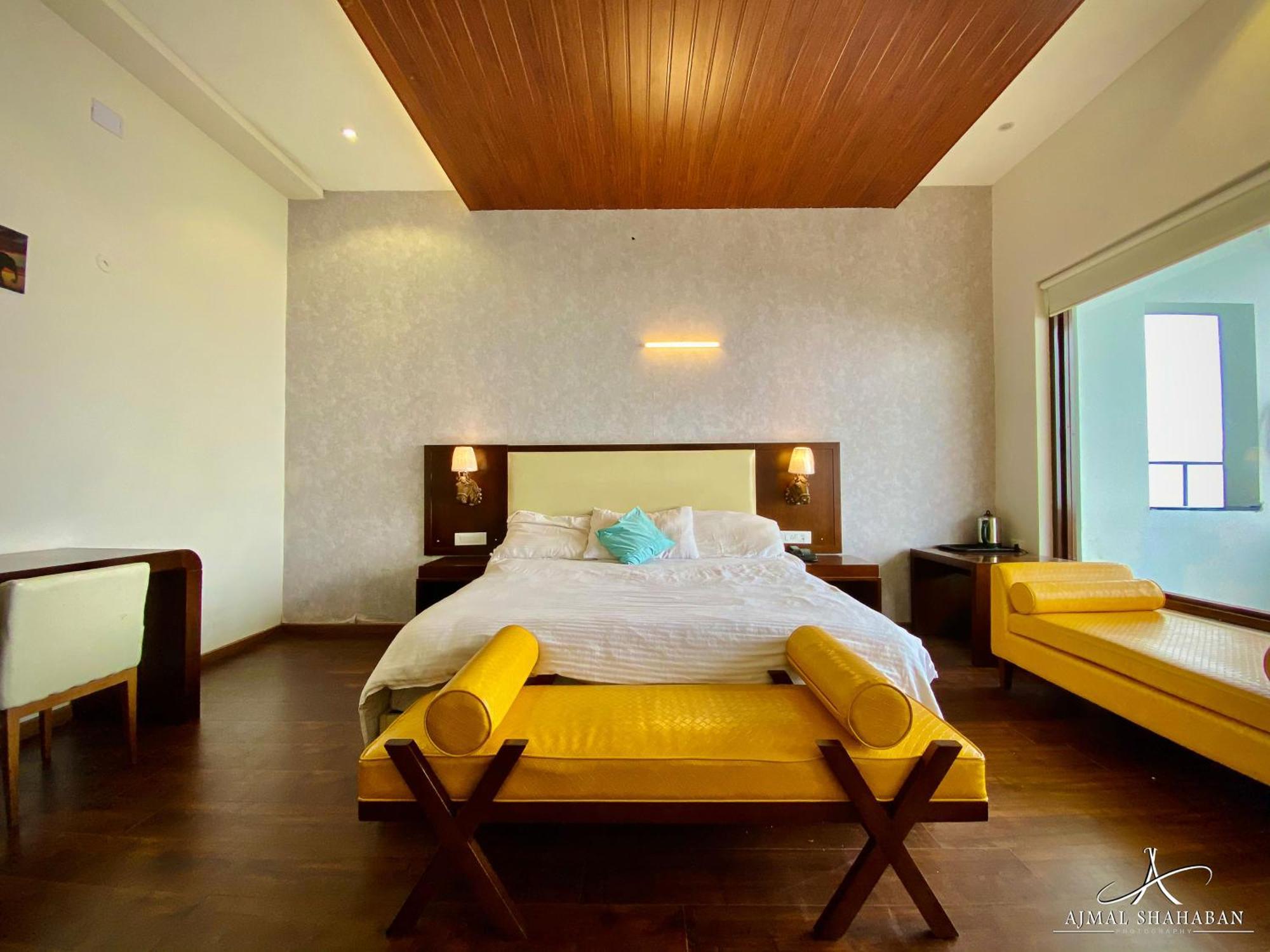 Mountain Trails Hotel Ooty Buitenkant foto