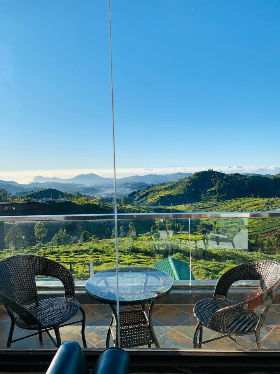 Mountain Trails Hotel Ooty Buitenkant foto
